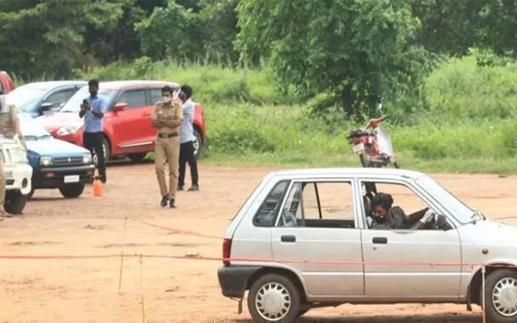 ഡ്രൈവിങ് ടെസ്റ്റിൽ വീണ്ടും വൻ മാറ്റം; ഇനി എൽ.എം.വി ‘H’ ടെസ്റ്റിന് റിയർവ്യൂ ക്യാമറയും നോക്കാം, നിബന്ധനകൾ ഇങ്ങനെ