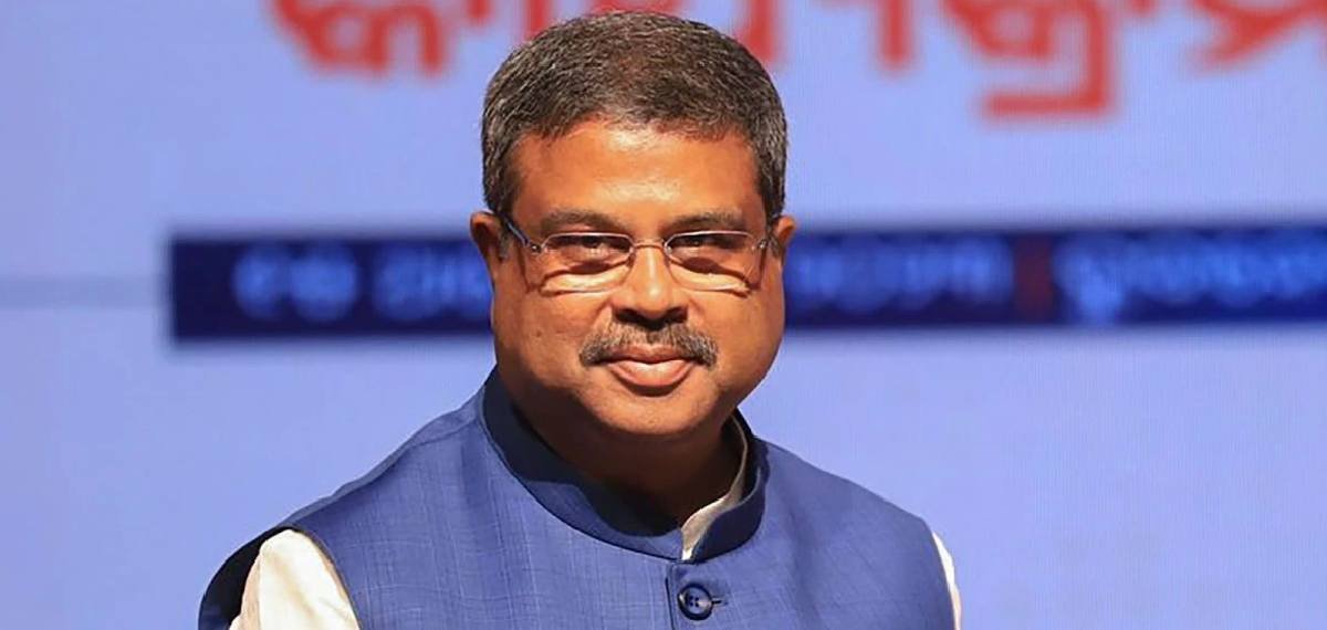 രാജ്യത്തെ യുവാക്കളുടെ വികാരത്തെ മാനിക്കുന്നു; രാജിക്ക് പിന്നാലെ പ്രതികരിച്ച് ധര്‍മേന്ദ്ര പ്രധാന്‍