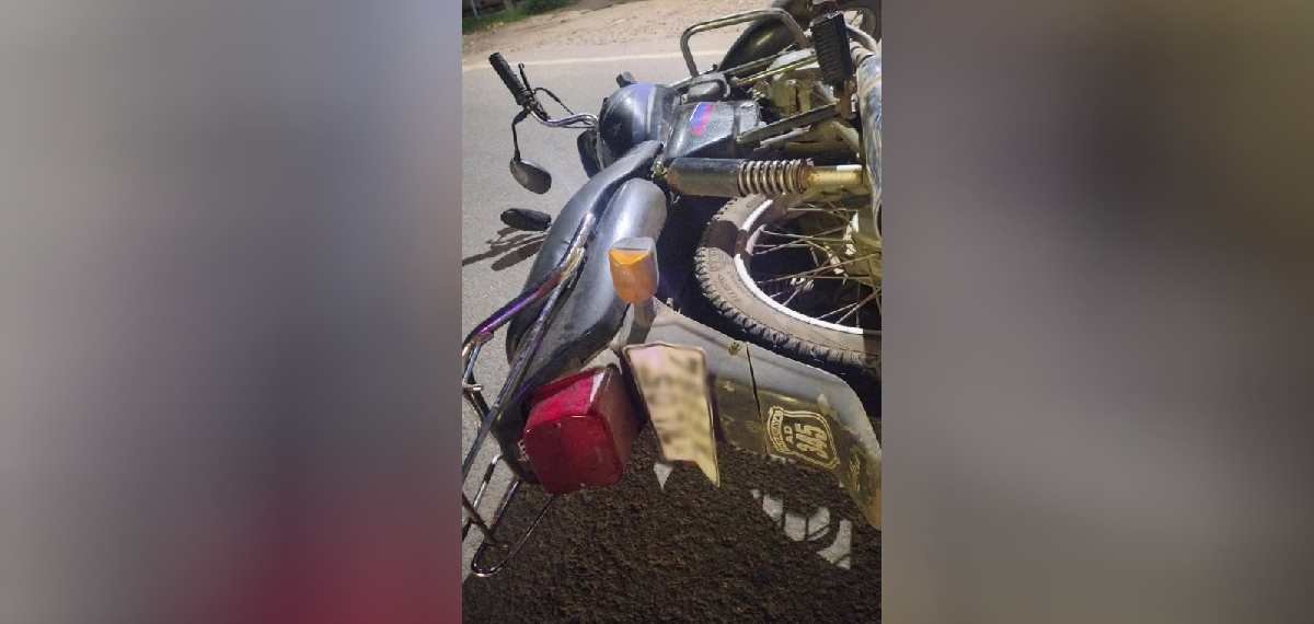ആലപ്പുഴയില് മോഷ്ടിച്ച ബൈക്ക് അപകടത്തില്പ്പെട്ട് രണ്ട് പേര്ക്ക് ദാരുണാന്ത്യം