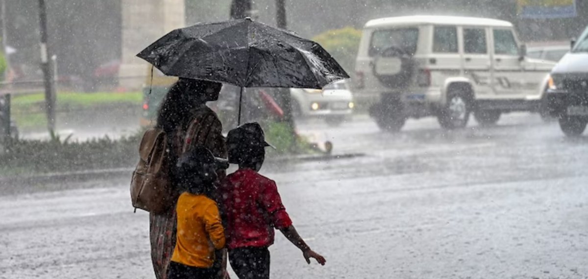 മഴ മുന്നറിയിപ്പില് മാറ്റം; ഏഴ് ജില്ലകളില് യെല്ലോ അലേര്ട്ട്